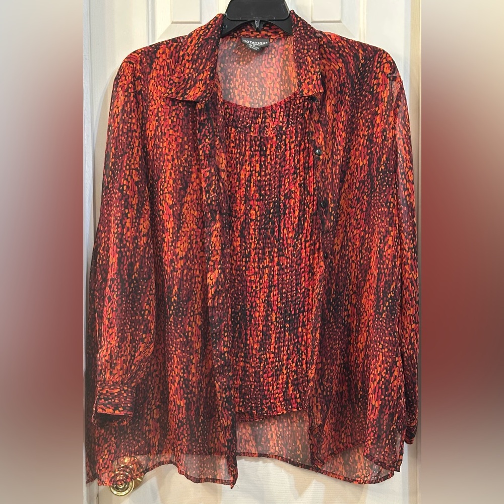 Notations 2 Piece Black/Red/Orange Top and Shell, Size 1X